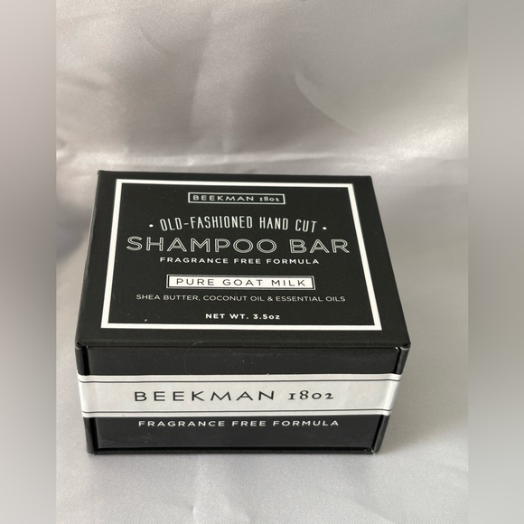 NEW 🔥 Beekman 1802 Shampoo Bar- Pure Goat Milk- 3.5oz - Picture 1 of 3